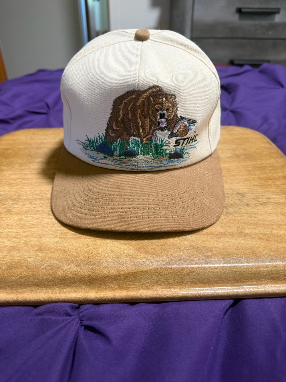 Vintage 1999 Stihl Chainsaws Grizzly Bear Snapback Hat